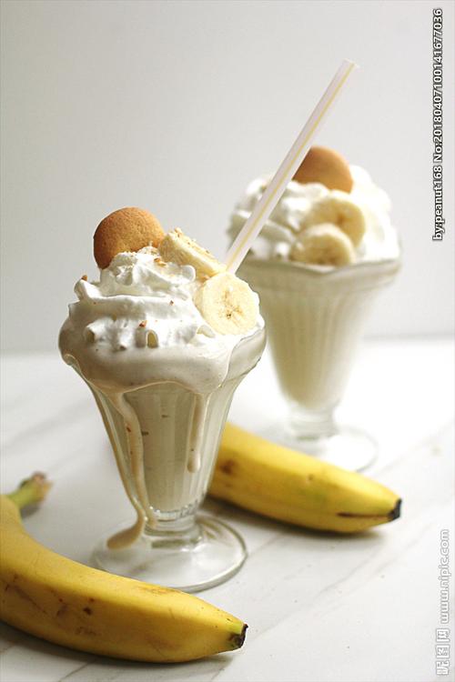 香蕉冰激凌的相关图片